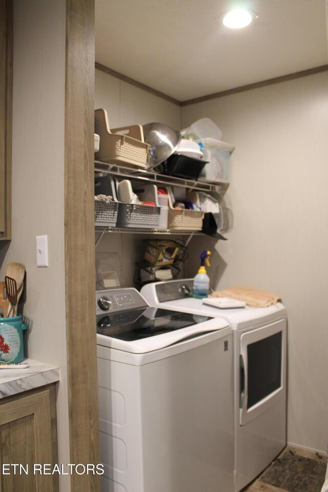 831 Fritzsche, Jamestown, TN 38556 - laundry room featuring ornamental molding and independent washer and dryer