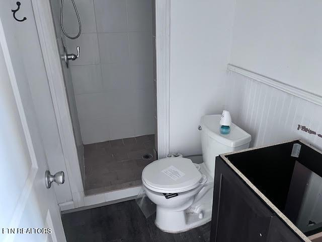 7832 Brickyard Rd, Powell, TN 37849 - full bath featuring a shower stall and toilet