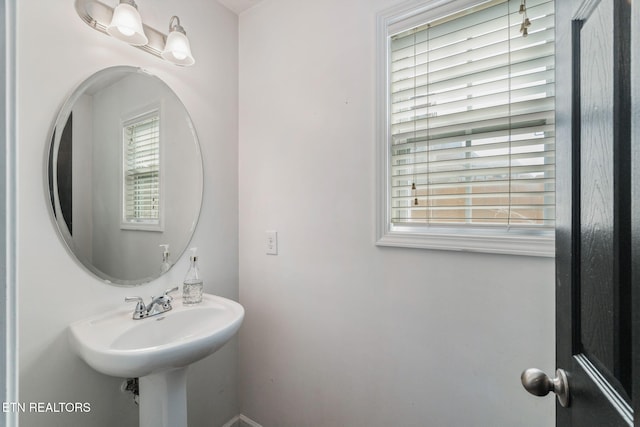 8431 Vessel Ln, Powell, TN 37849 - bathroom with a sink
