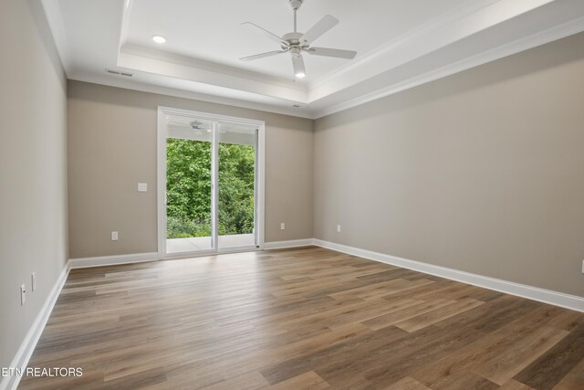 302 Trillium Trl, Lenoir City, TN 37771 - photo 9