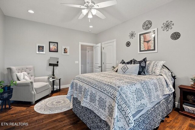3292 Moss Arcott Rd, Celina, TN 38551 - bedroom with wood finished floors, baseboards, recessed lighting, and a ceiling fan