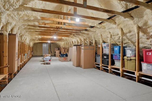 3292 Moss Arcott Rd, Celina, TN 38551 - view of attic