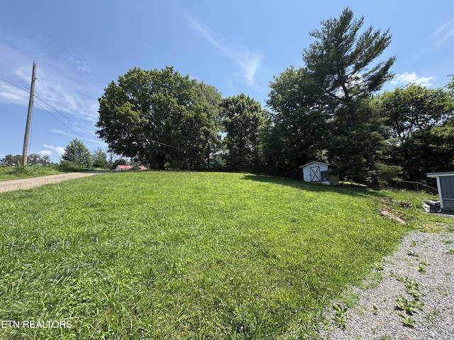305 Augusta Ave, Maryville, TN 37804 - photo 2