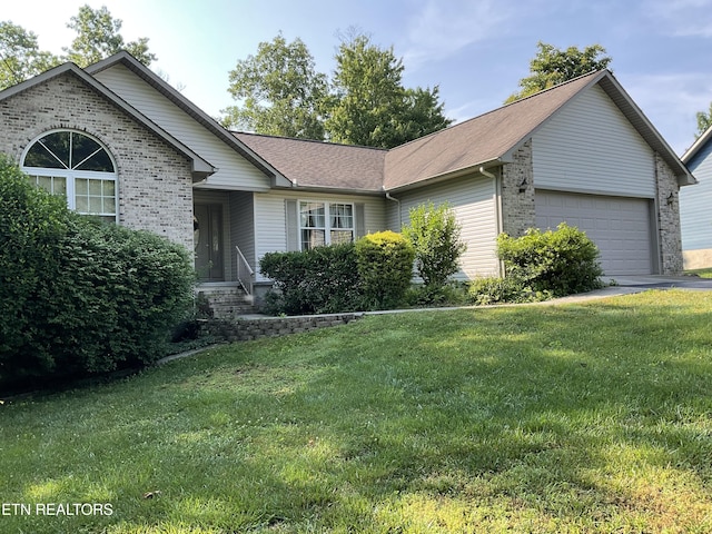 186 Daybreak Ln, Crossville, TN 38571 - photo 1