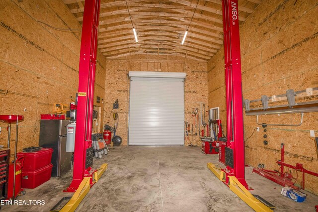 1246 Laurel Bluff Rd, Kingston, TN 37763 - view of garage