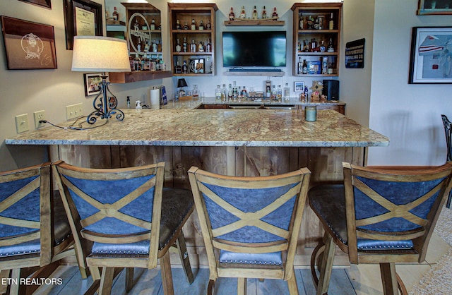 226 Mountain Crest Dr, Lafollette, TN 37766 - view of indoor wet bar