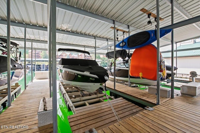 140 Broadleaf Ln Unit 100, Caryville, TN 37714 - dock area with boat lift