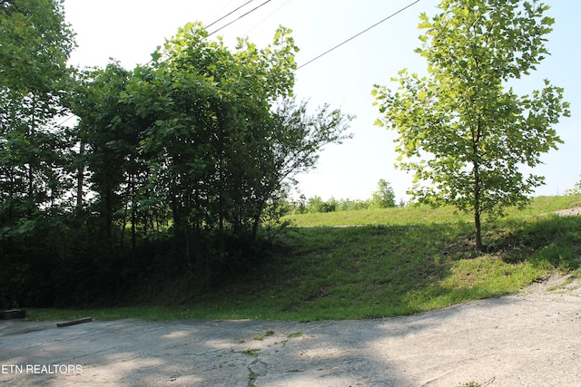 2122 Pickett Park Hwy, Jamestown, TN 38556 - view of street