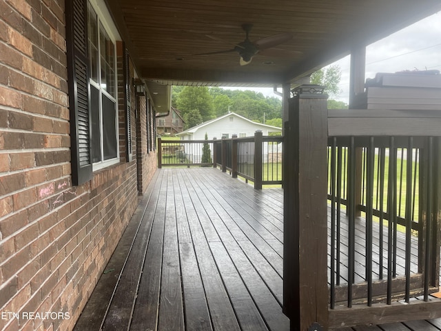 203 Baker Cir, Maynardville, TN 37807 - deck with ceiling fan