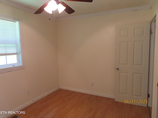 110 Dale Rd, Oakdale, TN 37829 - empty room featuring light wood finished floors, crown molding, and a ceiling fan