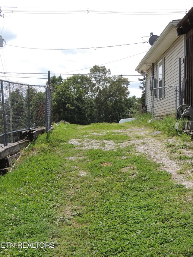 599 Island Ford Rd, Rocky Top, TN 37769 - photo 23