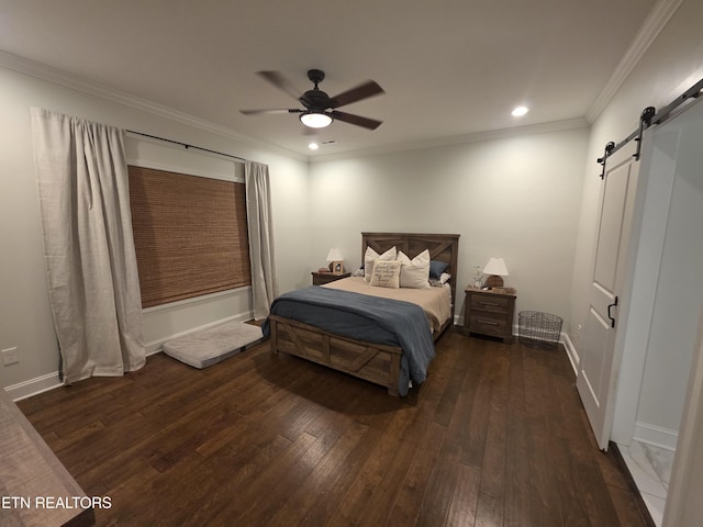 6312 Knightsboro Rd, Knoxville, TN 37912 - bedroom with a barn door, wood-type flooring, recessed lighting, crown molding, and a ceiling fan