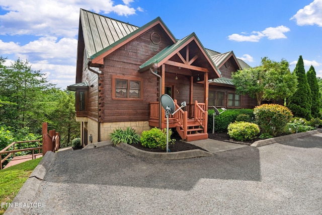 152 Eagle Crst, Tazewell, TN 37879 - view of front of property with a metal roof and a standing seam roof