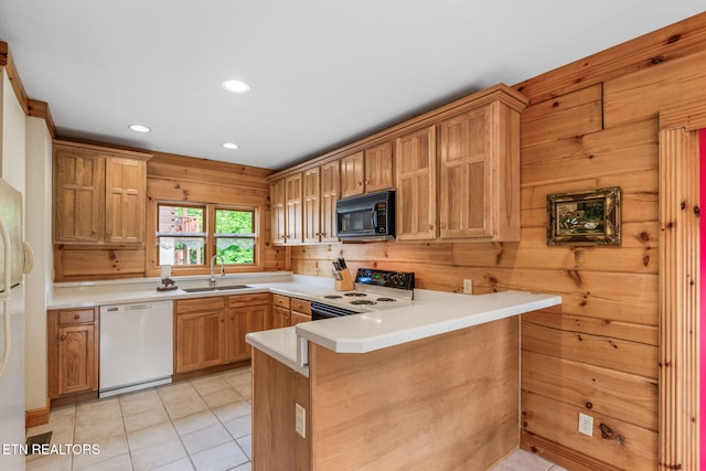 152 Eagle Crst, Tazewell, TN 37879 - kitchen featuring white appliances, a peninsula, light countertops, recessed lighting, and light tile patterned flooring
