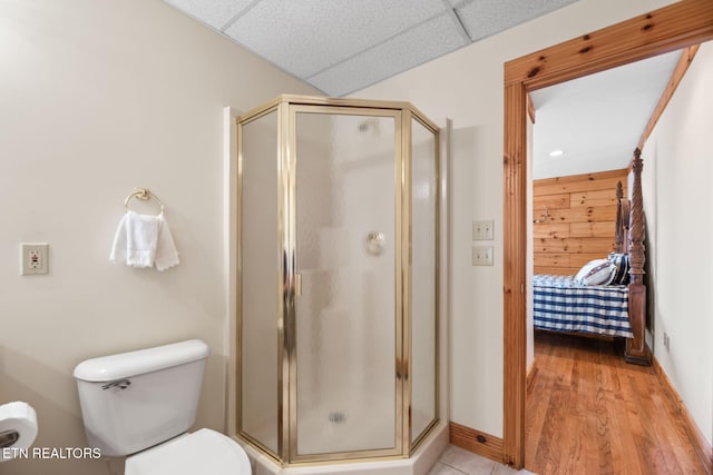 152 Eagle Crst, Tazewell, TN 37879 - bathroom featuring a stall shower and a drop ceiling