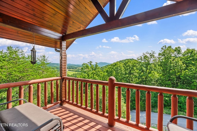 152 Eagle Crst, Tazewell, TN 37879 - view of wooden deck
