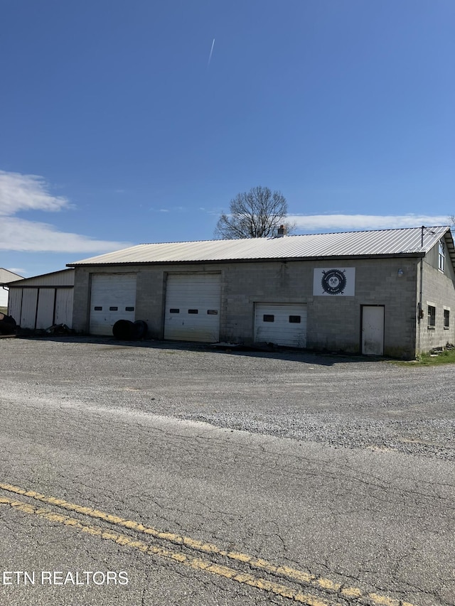 1865 Campground Rd, Clarkrange, TN 38553