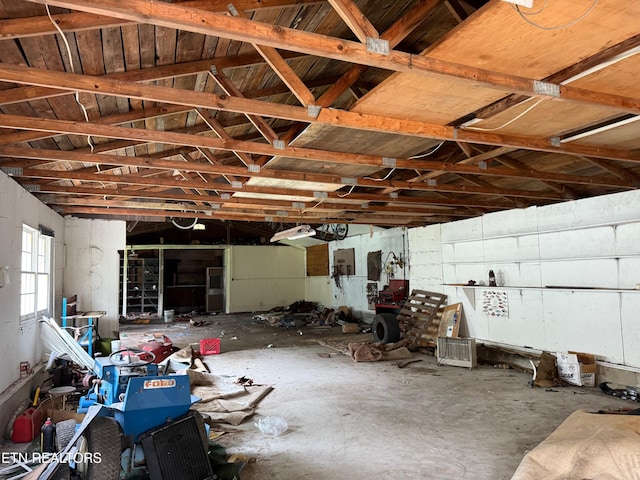 6032 Atkins Rd, Knoxville, TN 37918 - view of garage
