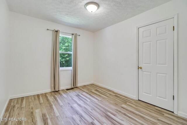484 Kerrigan Rd, Crossville, TN 38555 - photo 19