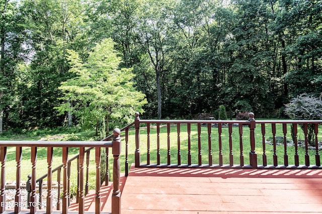 146 Lake Hills Dr, Oak Ridge, TN 37830 - wooden terrace with a lawn