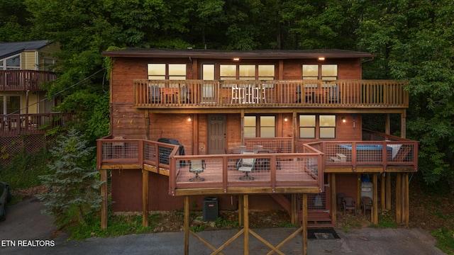 1516 Zurich Rd, Gatlinburg, TN 37738 - rear view of house with a balcony