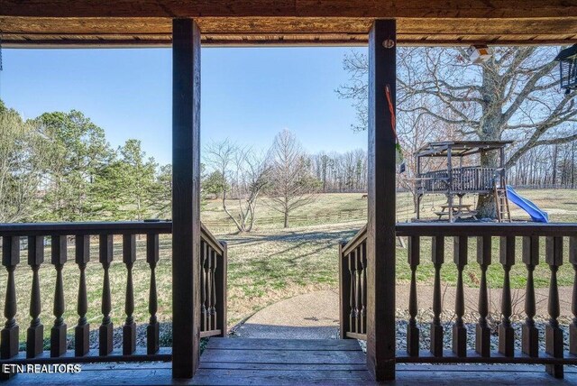 1200 Pearl Hinds Rd, Jamestown, TN 38556