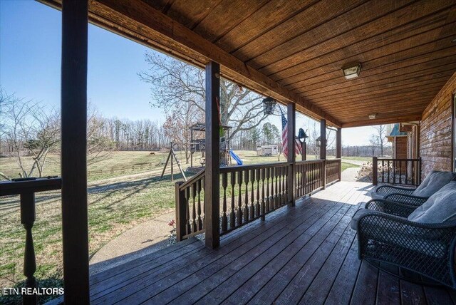 1200 Pearl Hinds Rd, Jamestown, TN 38556