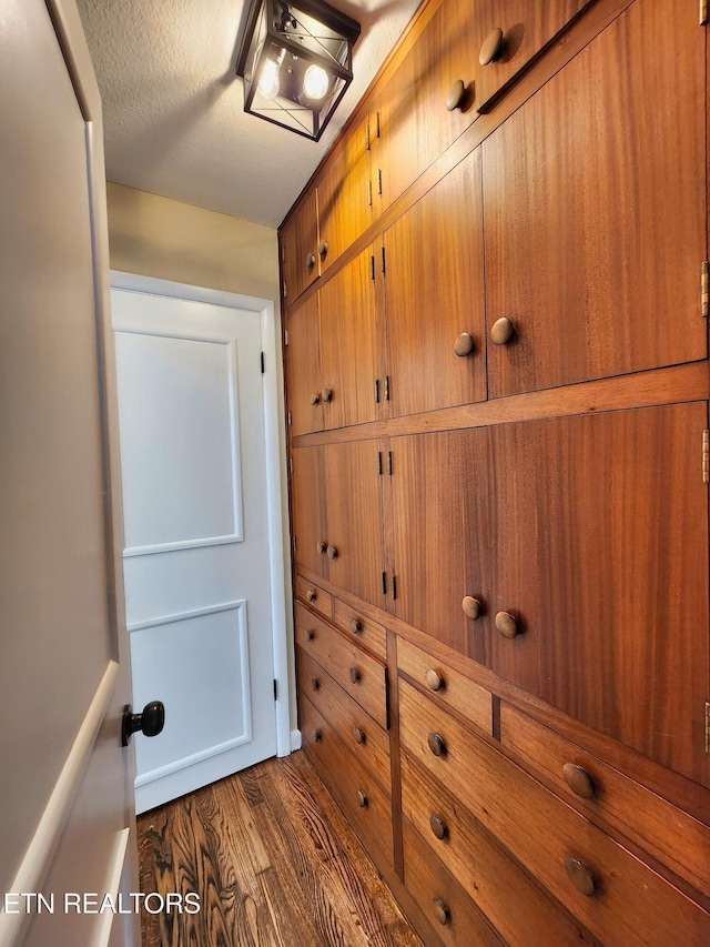 212 Ellison Rd, Lafollette, TN 37766 - detailed view of wood finished floors