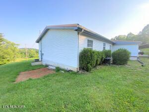 2517 Shields Ferry Rd, Morristown, TN 37814 - view of home's exterior featuring a yard