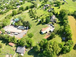 2517 Shields Ferry Rd, Morristown, TN 37814 - drone / aerial view