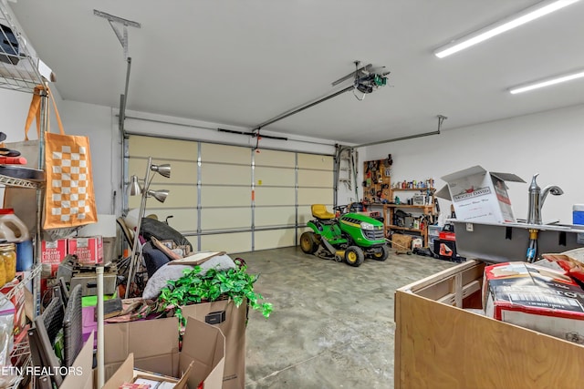 1721 N Parkridge Dr, Knoxville, TN 37924 - view of garage