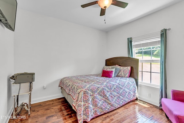 1721 N Parkridge Dr, Knoxville, TN 37924 - bedroom with wood finished floors and ceiling fan