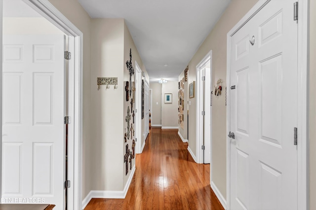 8824 Carriage House Way, Knoxville, TN 37923 - hall featuring light wood-style floors and baseboards