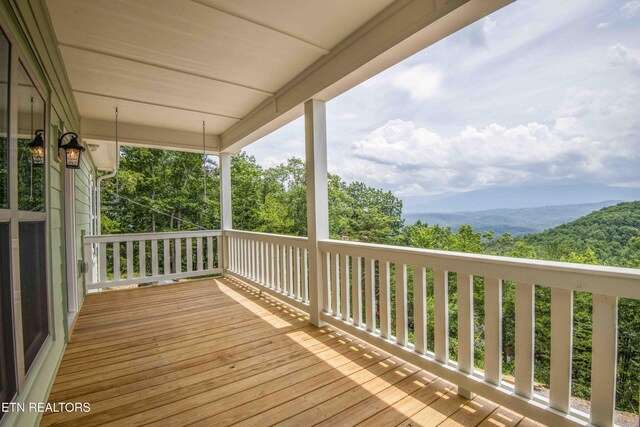 2609 Mountain Blvd, Sevierville, TN 37876 - deck with a view of trees