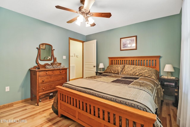 41 Crest Pl, Monterey, TN 38574 - bedroom featuring wood finished floors and a ceiling fan