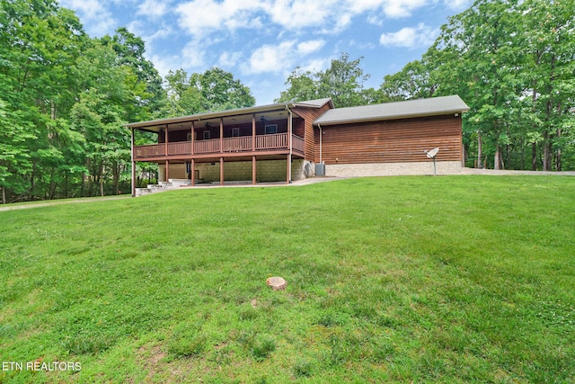 41 Crest Pl, Monterey, TN 38574 - back of house featuring a lawn and a wooden deck