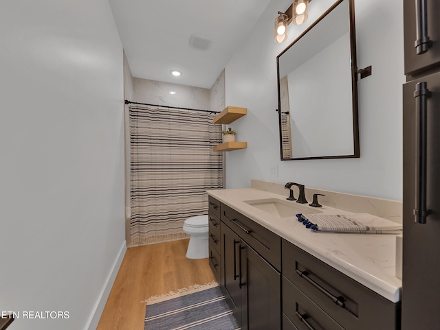 1848 Mountain Ash Way, Sevierville, TN 37876 - bathroom featuring wood finished floors, vanity, a shower with curtain, and recessed lighting