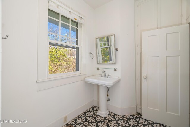 2049 Washington Ave, Knoxville, TN 37917 - photo 21