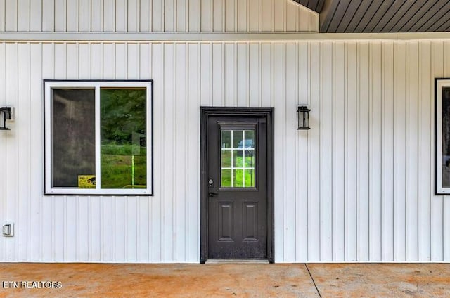 1570 W Dumplin Valley Rd, Dandridge, TN 37725 - entrance to property