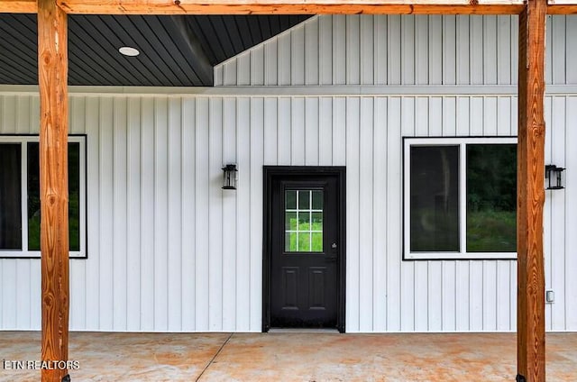 1570 W Dumplin Valley Rd, Dandridge, TN 37725 - property entrance with board and batten siding