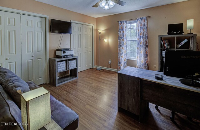 1715 N Parkridge Dr, Knoxville, TN 37924 - photo 23