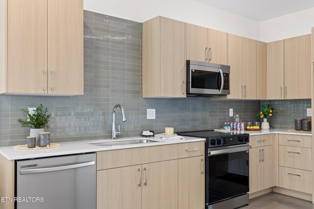1602 N Central St Unit 104, Knoxville, TN 37917 - photo 15