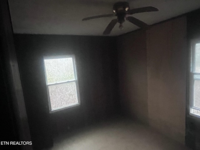 332 Ridge Rd, Lancing, TN 37770 - unfurnished room with a ceiling fan