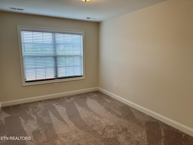 2107 Lantern Park Ln, Knoxville, TN 37932 - empty room featuring carpet floors and baseboards