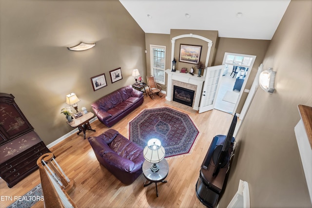 510 Argyle Way, Maryville, TN 37801 - living area featuring wood finished floors and a tile fireplace