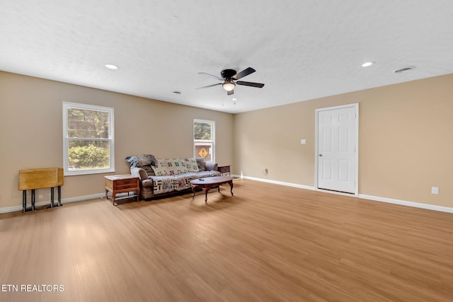 8040 Walt Way, Corryton, TN 37721 - sitting room featuring light wood-type flooring, ceiling fan, recessed lighting, and a textured ceiling