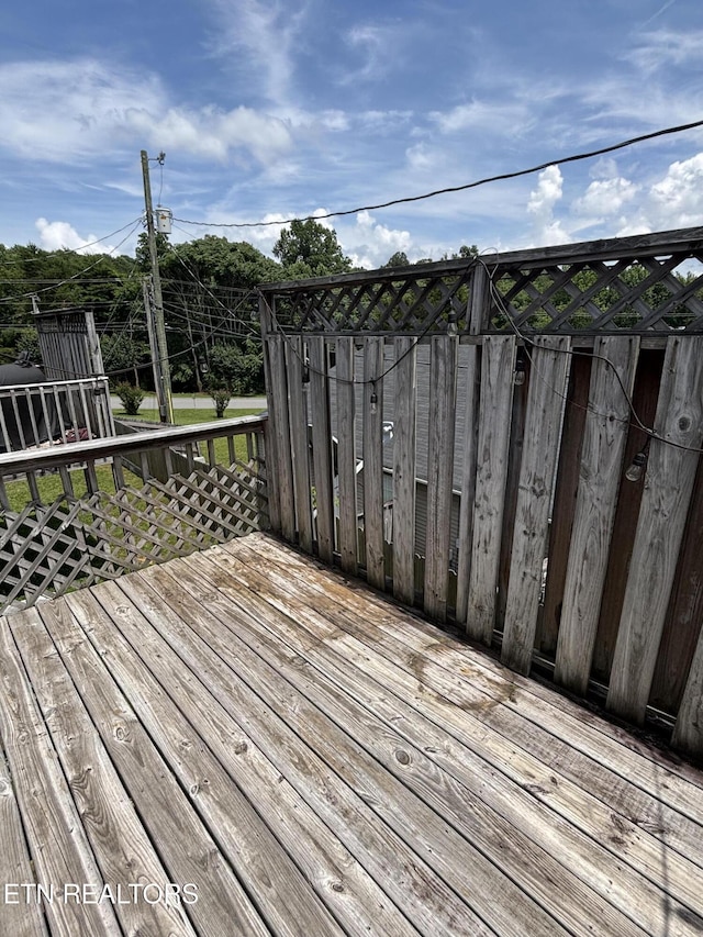 8022 Intervale Way, Powell, TN 37849 - view of deck
