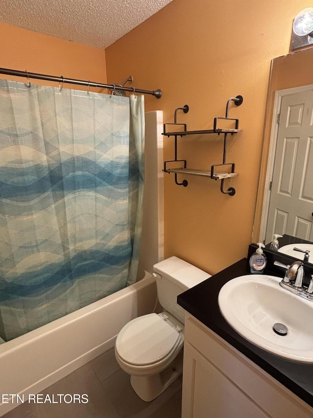 8022 Intervale Way, Powell, TN 37849 - bathroom featuring shower / bath combination with curtain, vanity, and a textured ceiling
