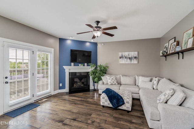 6126 Hollow View Ln, Knoxville, TN 37924 - living area with a ceiling fan, dark wood-style floors, recessed lighting, and a fireplace with flush hearth