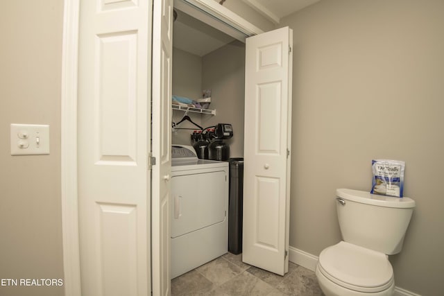 1359 Byrd Cir, Kingston, TN 37763 - bathroom with washing machine and clothes dryer and toilet